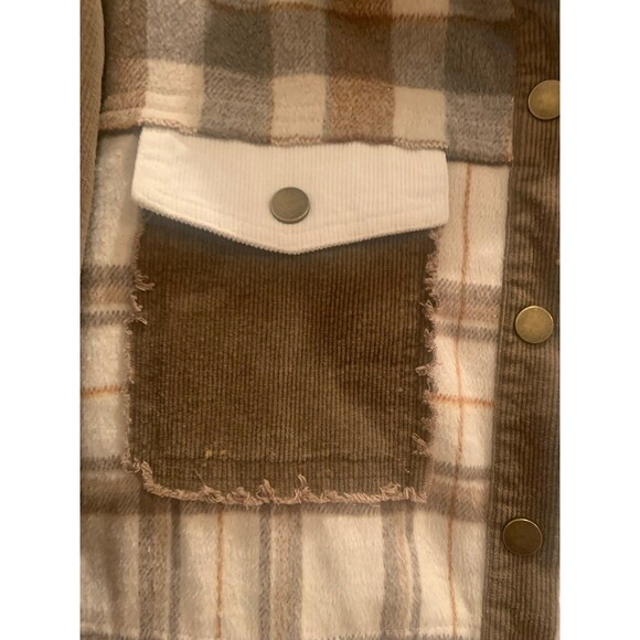 Star Fantastic Fawn Shacket - Picture 3 of 8